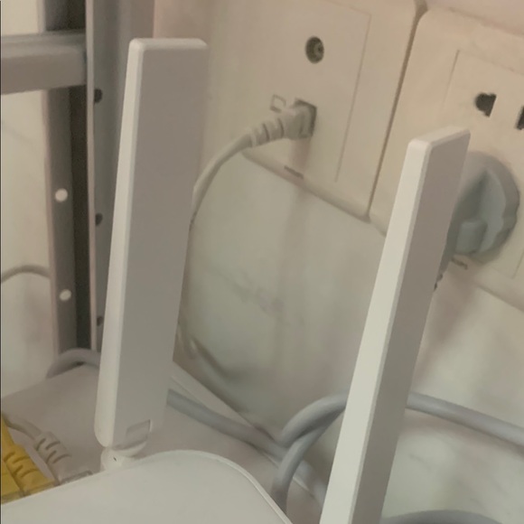 WiFi 6 White Networking Router - Picture 8 of 8